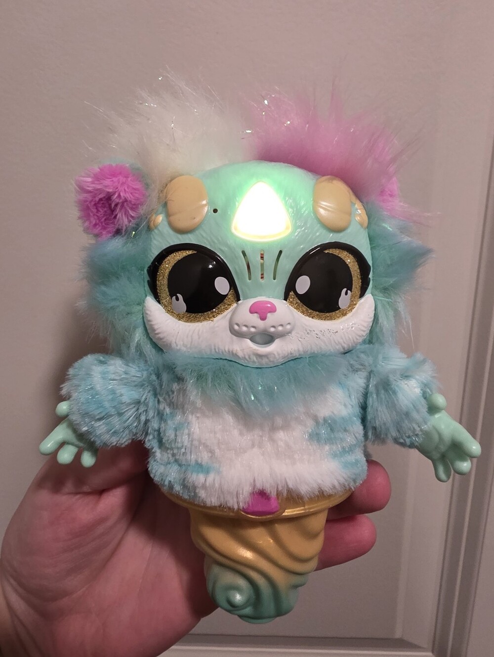 Magic Mixies Toy